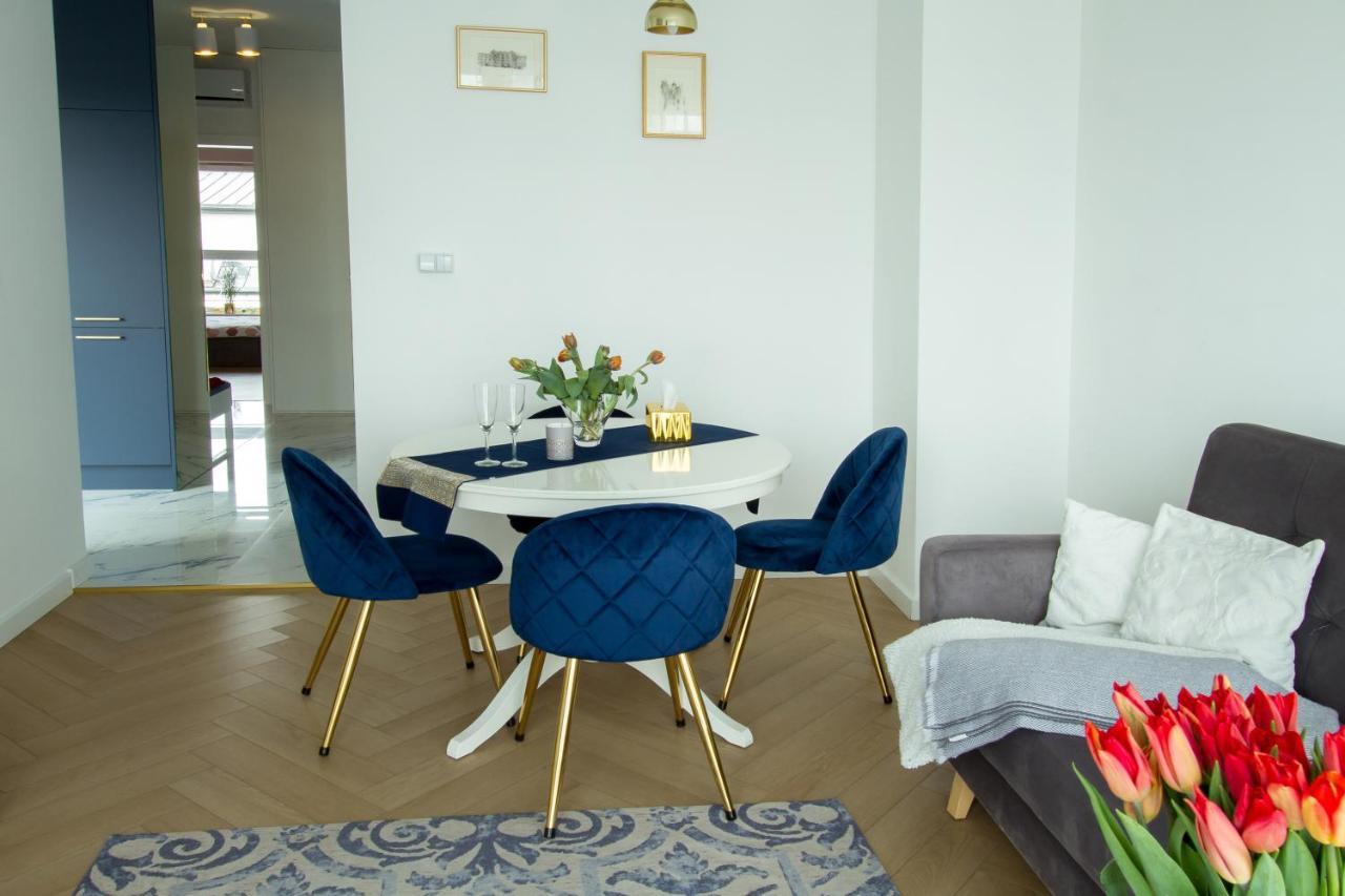 Nowy Apartment Przy Placu Szembeka Варшава Экстерьер фото