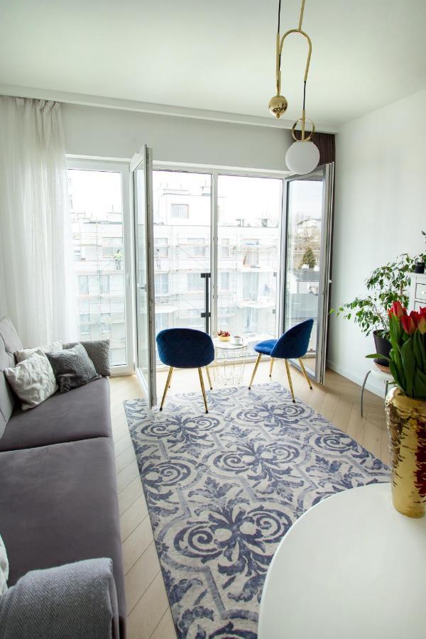 Nowy Apartment Przy Placu Szembeka Варшава Экстерьер фото