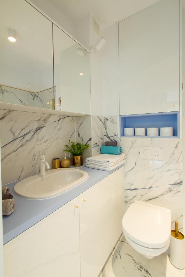 Nowy Apartment Przy Placu Szembeka Варшава Экстерьер фото