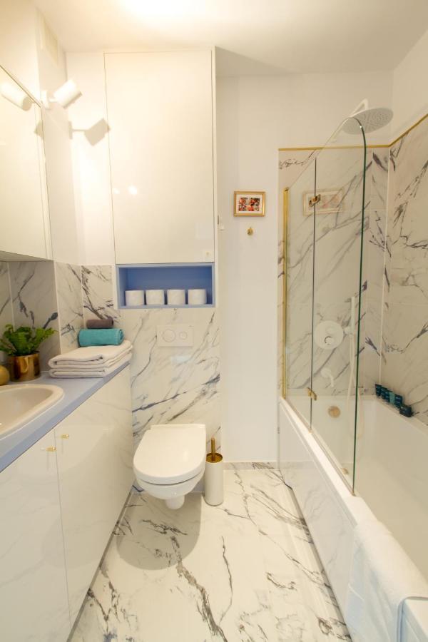 Nowy Apartment Przy Placu Szembeka Варшава Экстерьер фото