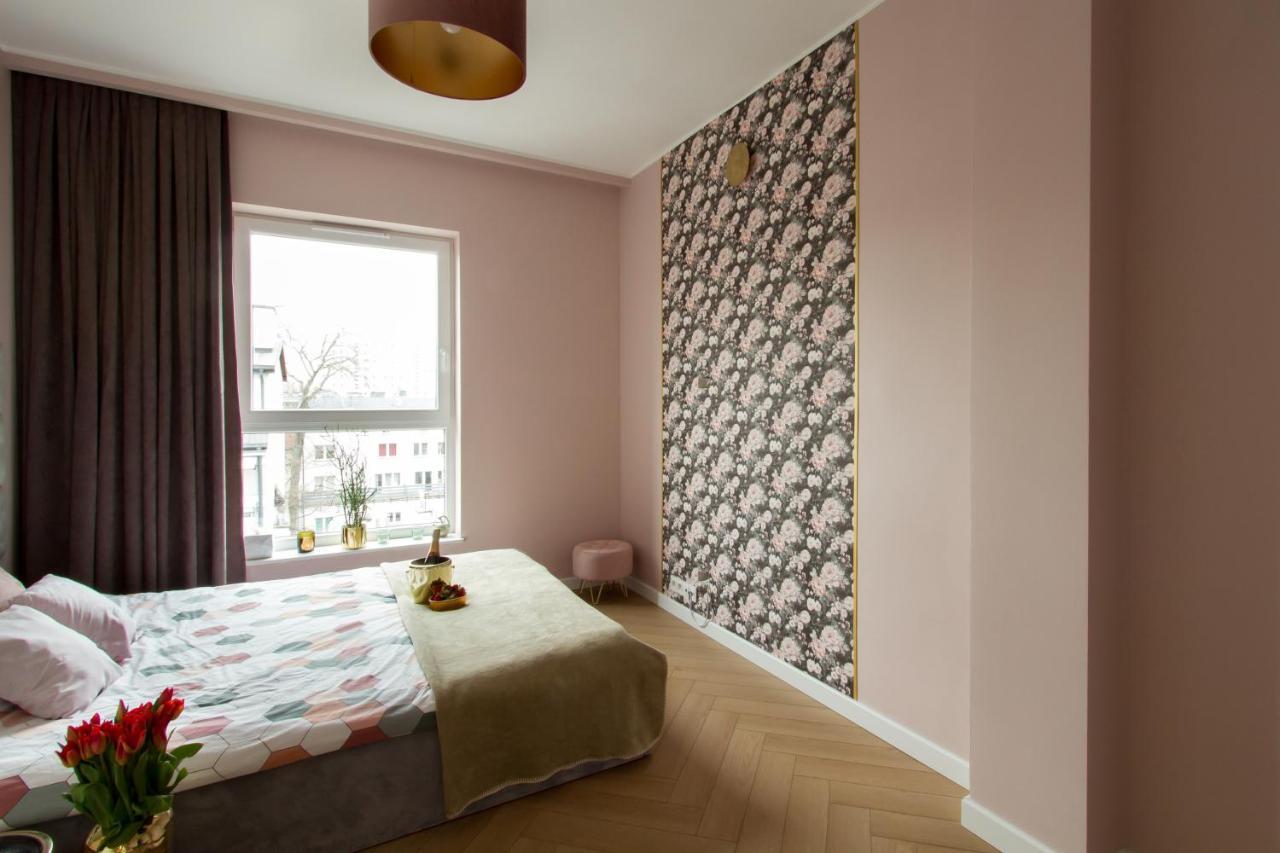 Nowy Apartment Przy Placu Szembeka Варшава Экстерьер фото
