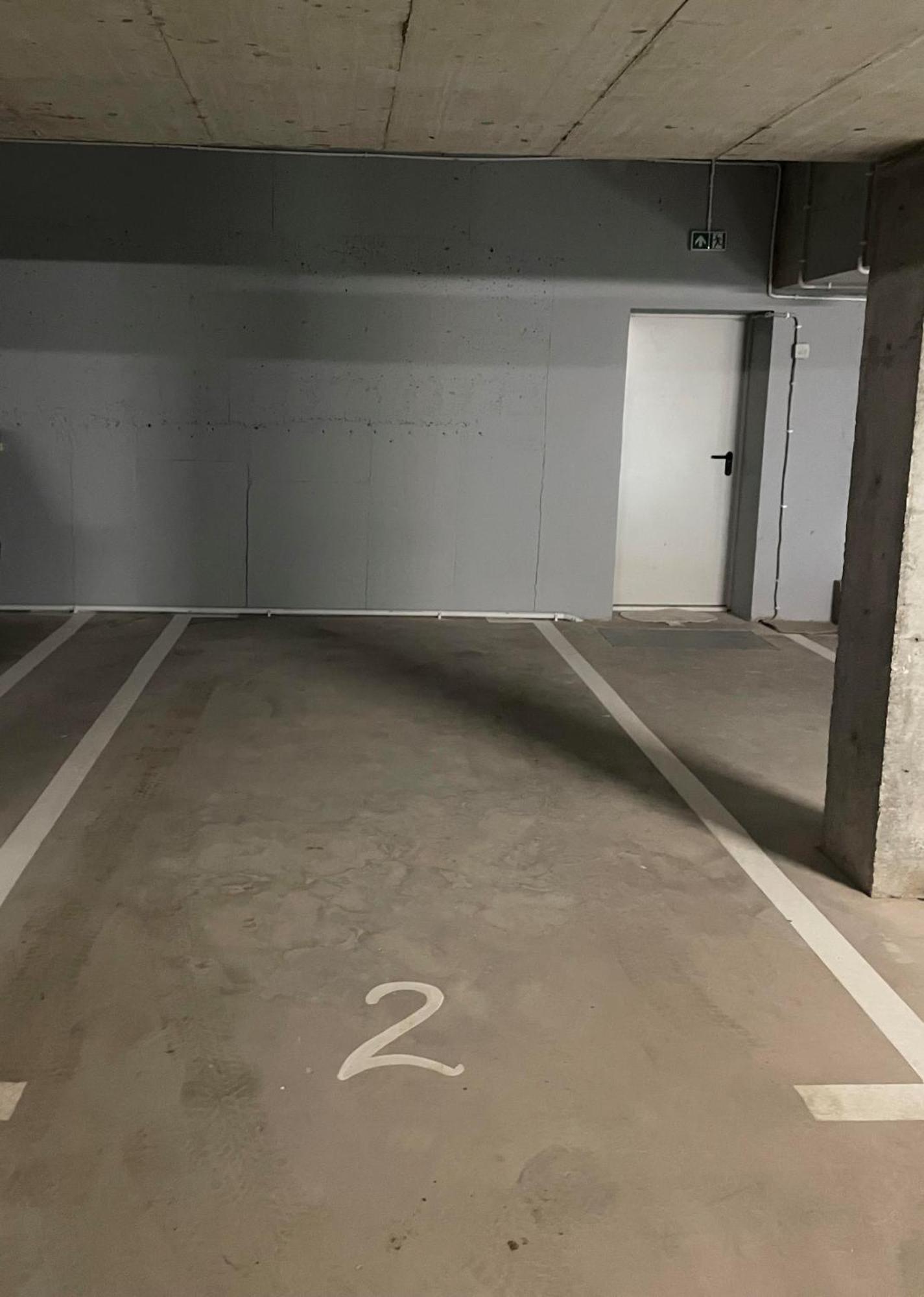 Nowy Apartment Przy Placu Szembeka Варшава Экстерьер фото